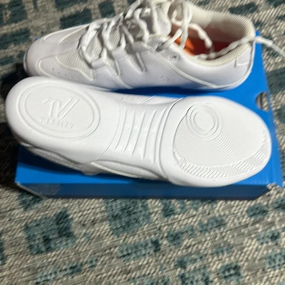 Varsity cheer sneakers - Picture 3 of 5